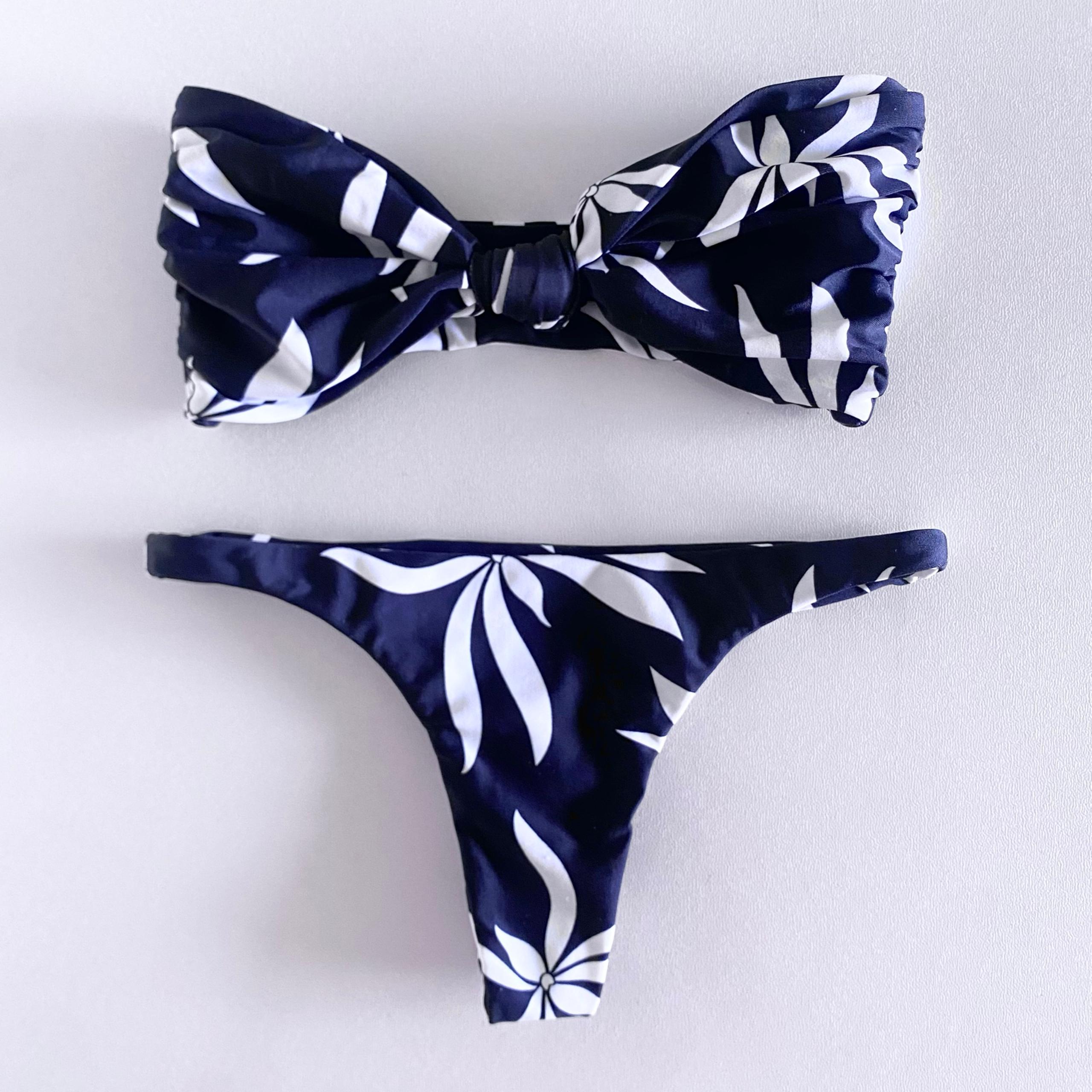 NEW Mikoh “Carmel” in XS & “Praia” bottom in Small -black/white floral