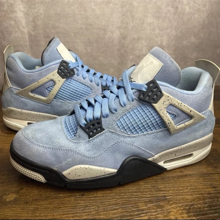 Jordan 4 Retro Mid University Blue Size 10 CT8527-400 UNC OG Rare Men’s Sneakers