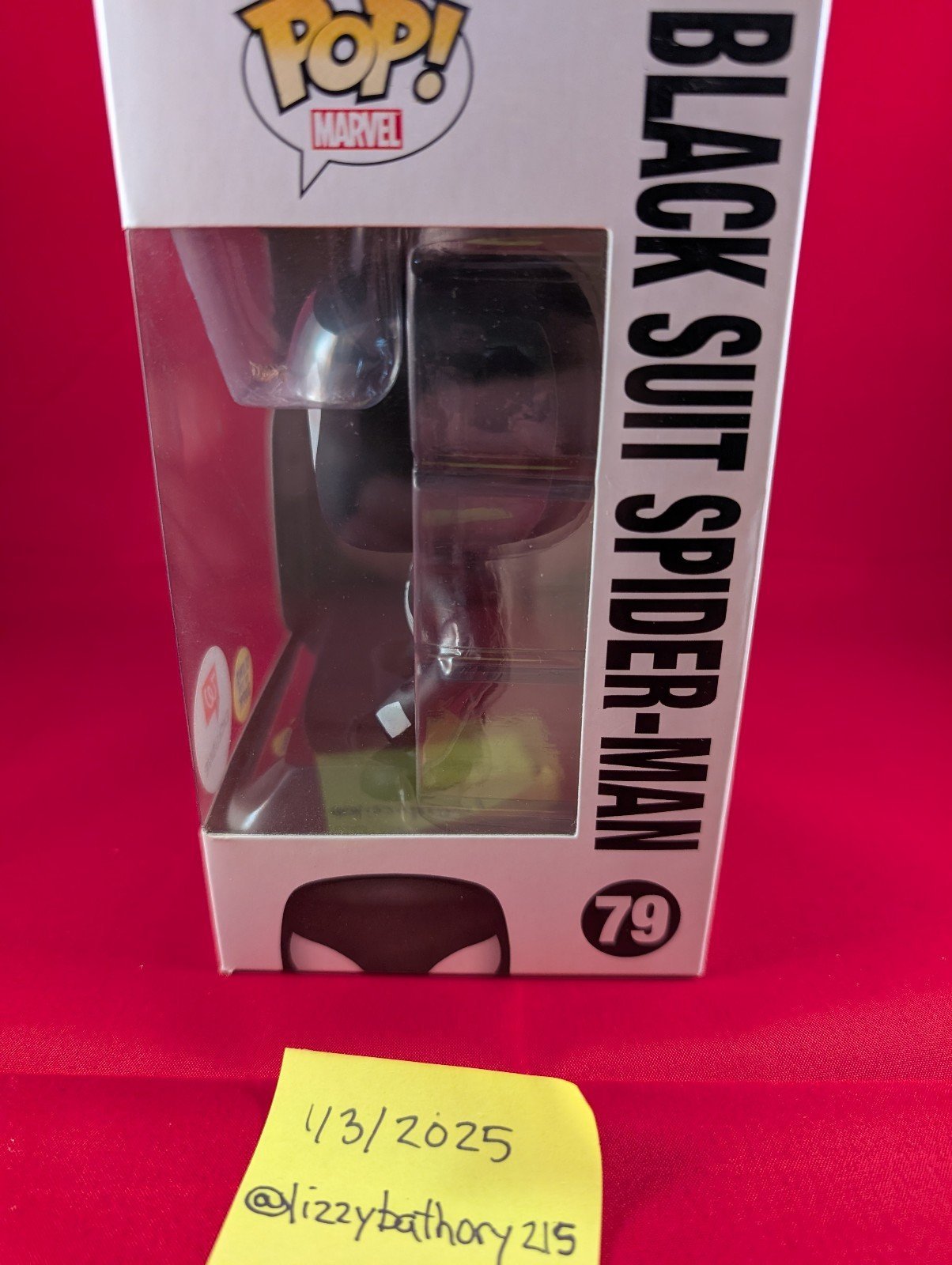 GITD Walgreens Exclusive Black Suit Spiderman Funko Pop No. 79 - detail