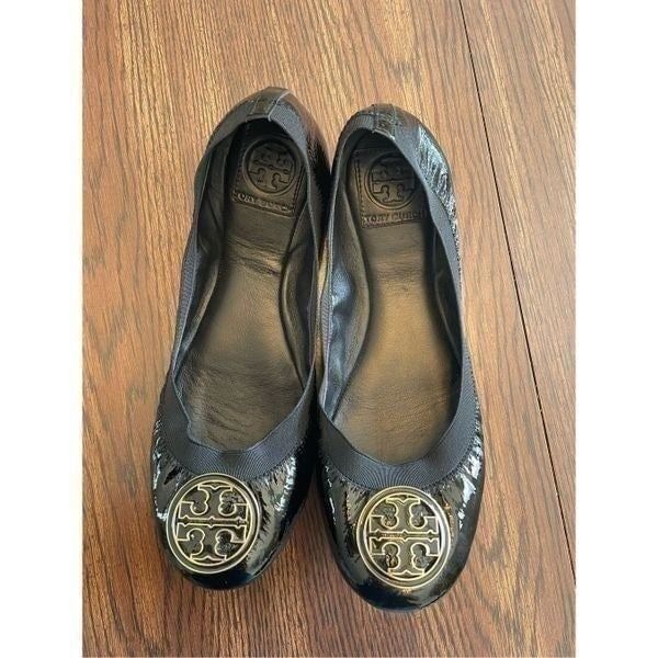 Tory Burch Black Flats (SZ 9)