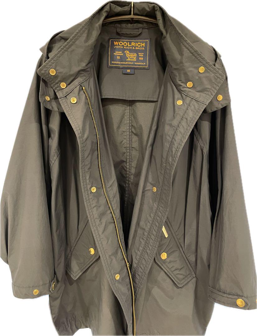 WOOLRICH x TOMORROWLAND Exclusive Mountain Parka (Navy)