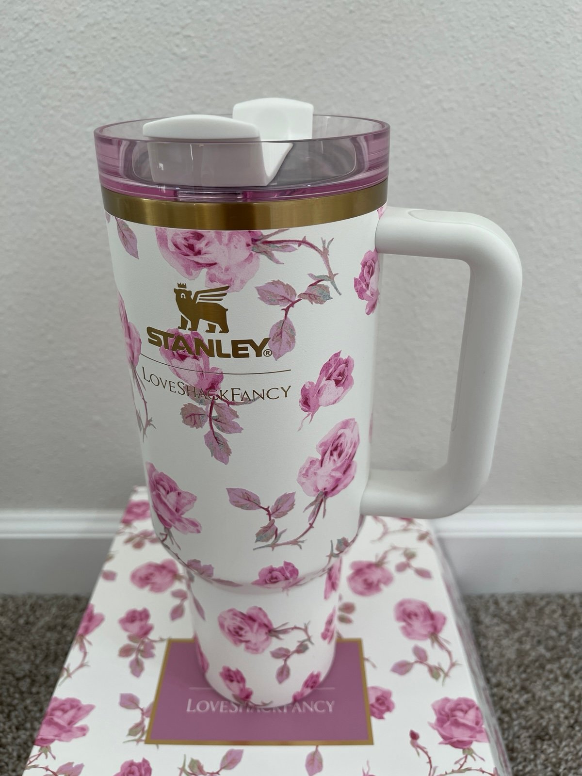Stanley x LoveShackFancy 40oz Tumbler RibbonRosa FlowState Quencher NEW