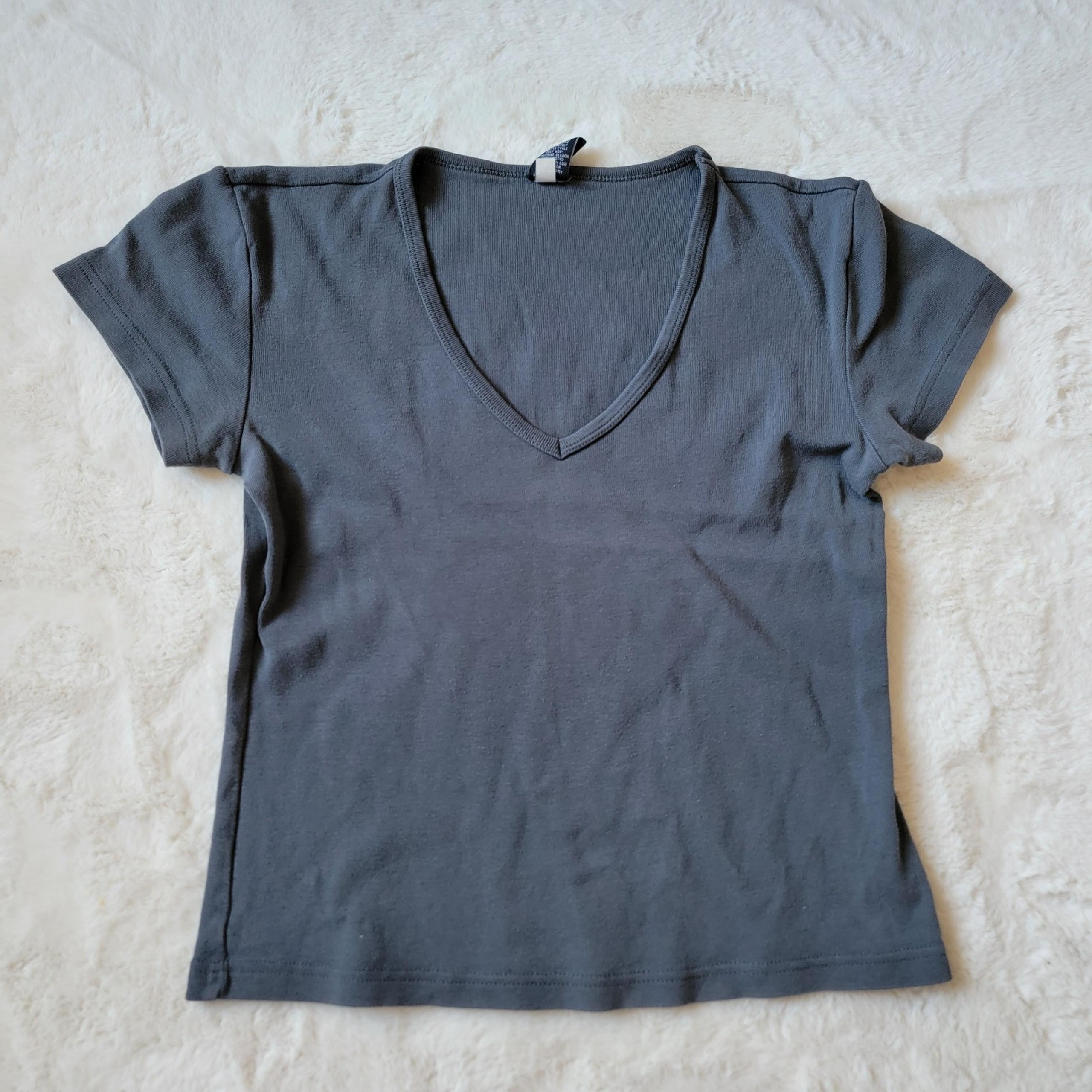 GAP Charcoal V-Neck Short Sleeve Tee