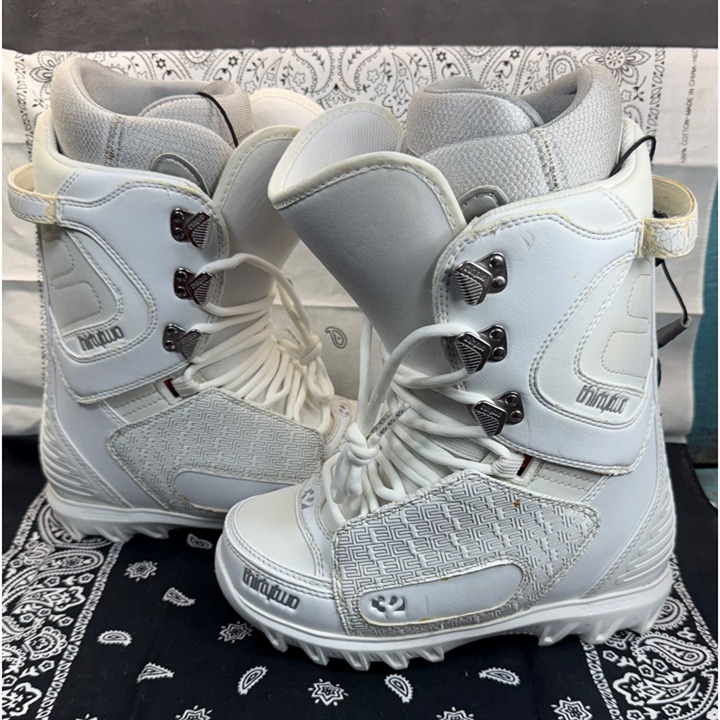THIRTY TWO LASHED WHITE LACEUP INNER PULL SNOWBOARD BOOTS WOMEN SZ 7