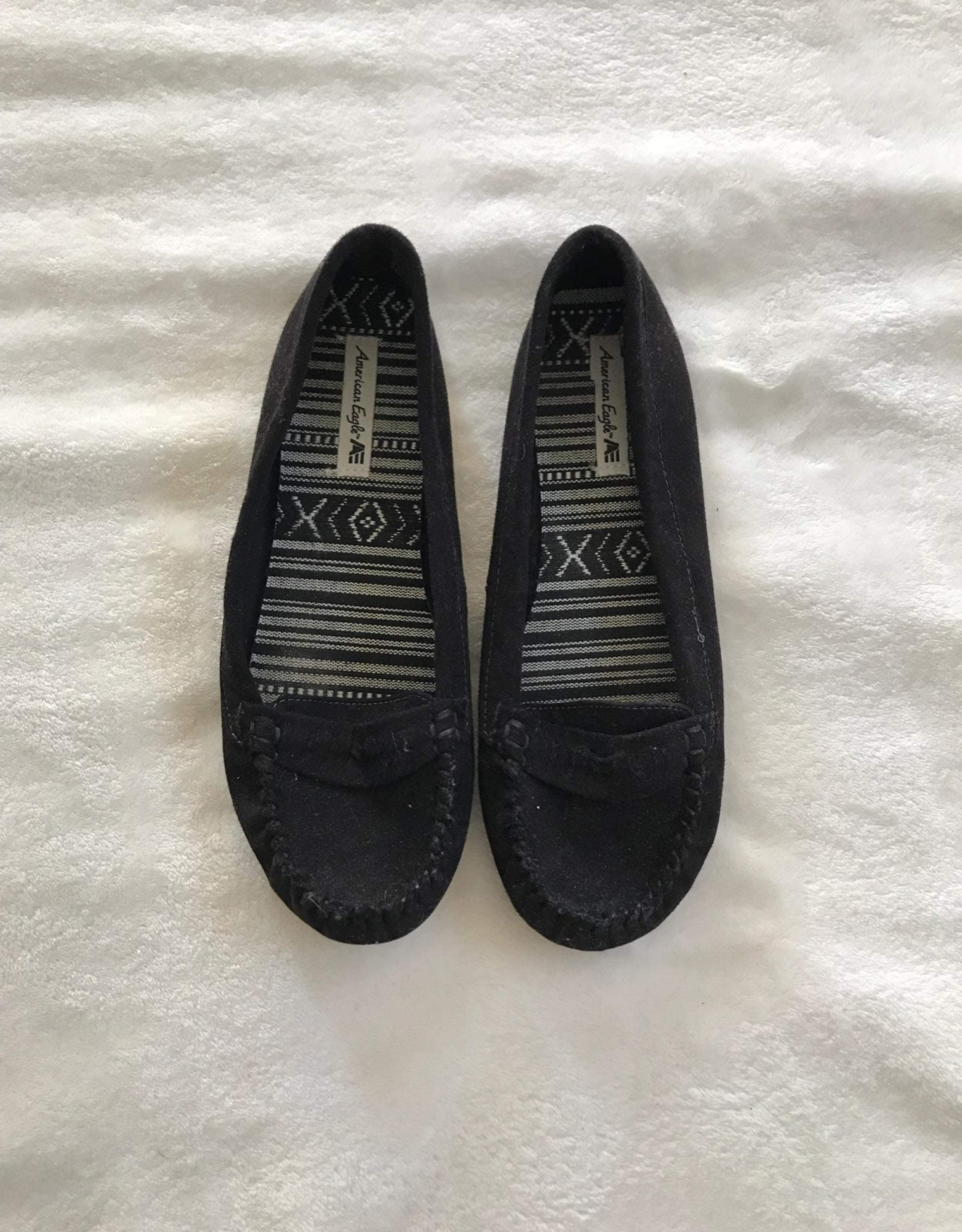 American Eagle size 7.5 shoes