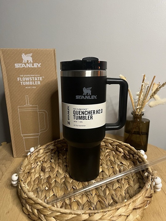 Stanley Quencher H2.0 Flow State Tumbler 40oz | Matte Black | Leak-Proof | New