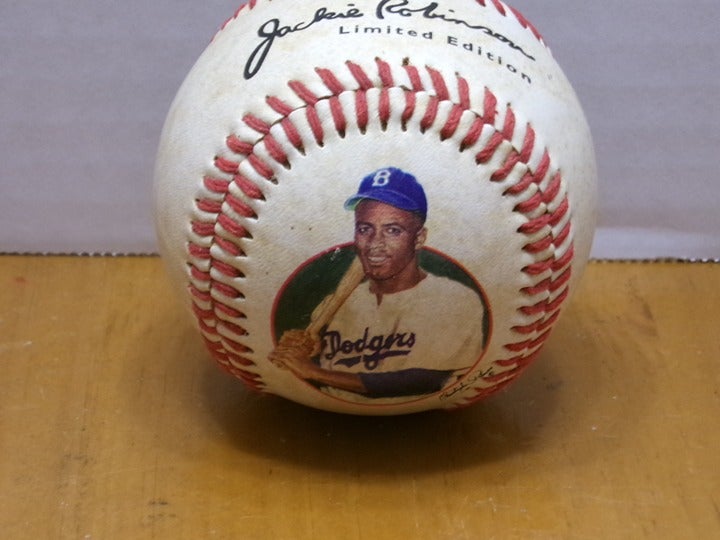 BROOKLYN DODGERS JACKIE ROBINSON LIMITED EDITION VINTAGE STYLE BASEBALL FOTOBALL