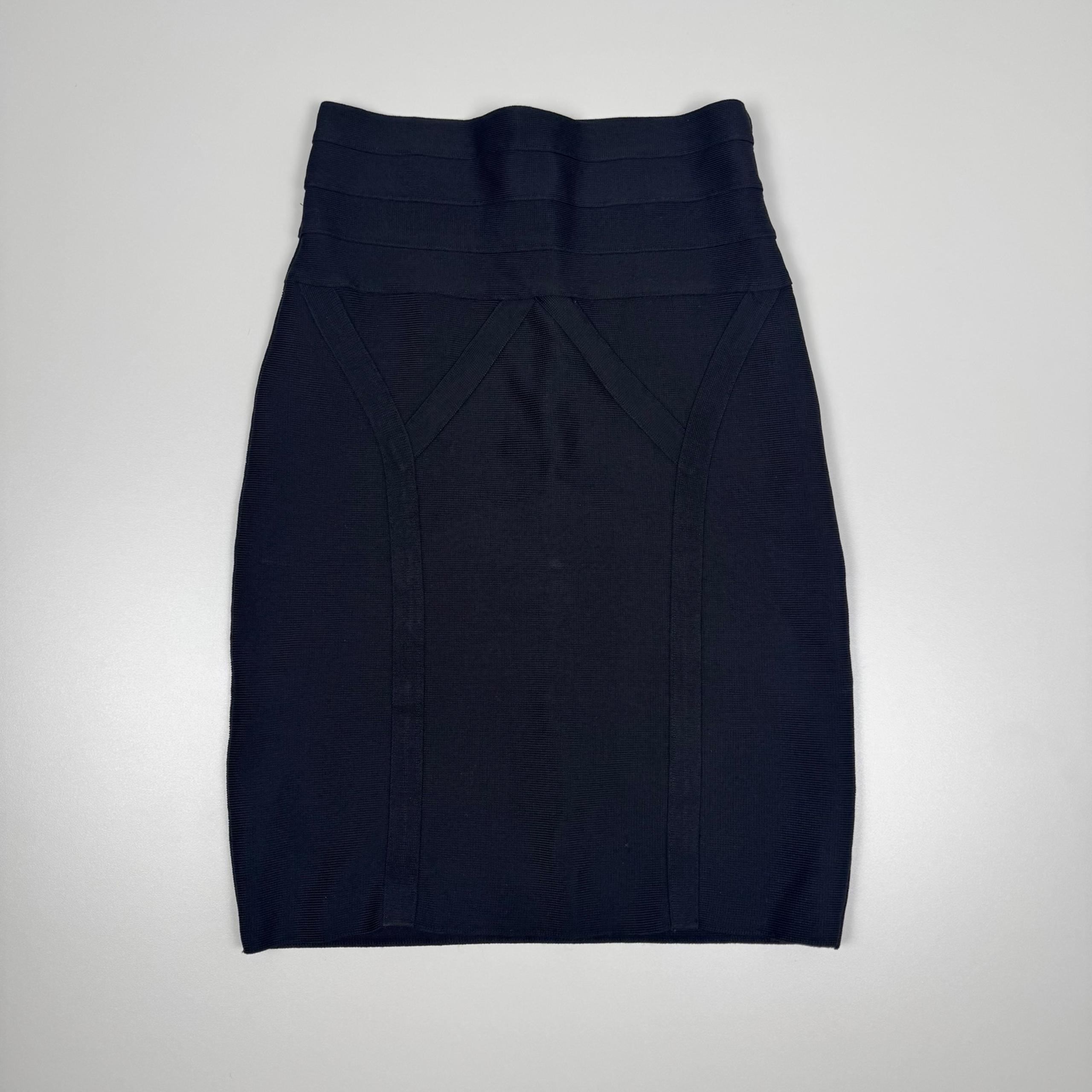 Bebe Black Bandage High Waisted Contouring Mini Skirt Women’s Size Medium