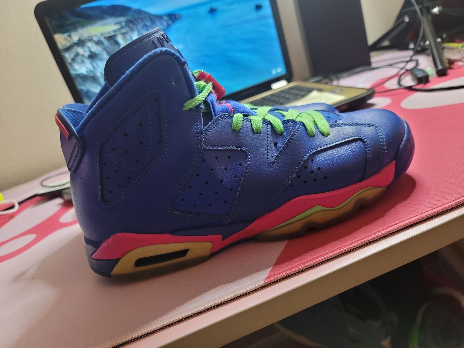 Air Jordan 6