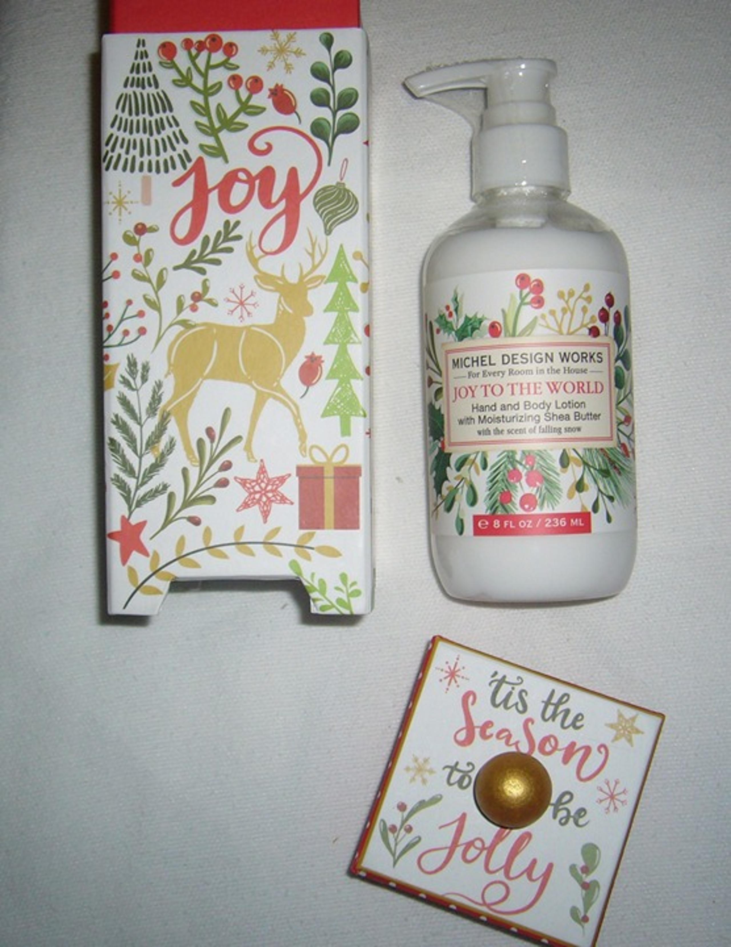MICHEL DESIGN WORKS JOY TO THE WORLD HAND & BODY LOTION - 8 FL. OZ. (NEW-BOXED)