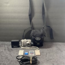 Nikon Original Coolpix E4200 Digital Camera - Free Fast Shipping!