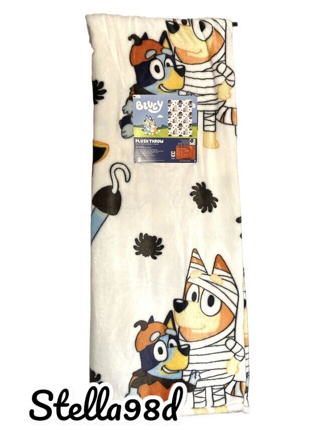 Bluey White Halloween Plush Throw Blanket - Pirate, Mummy, Spider, pumpkin