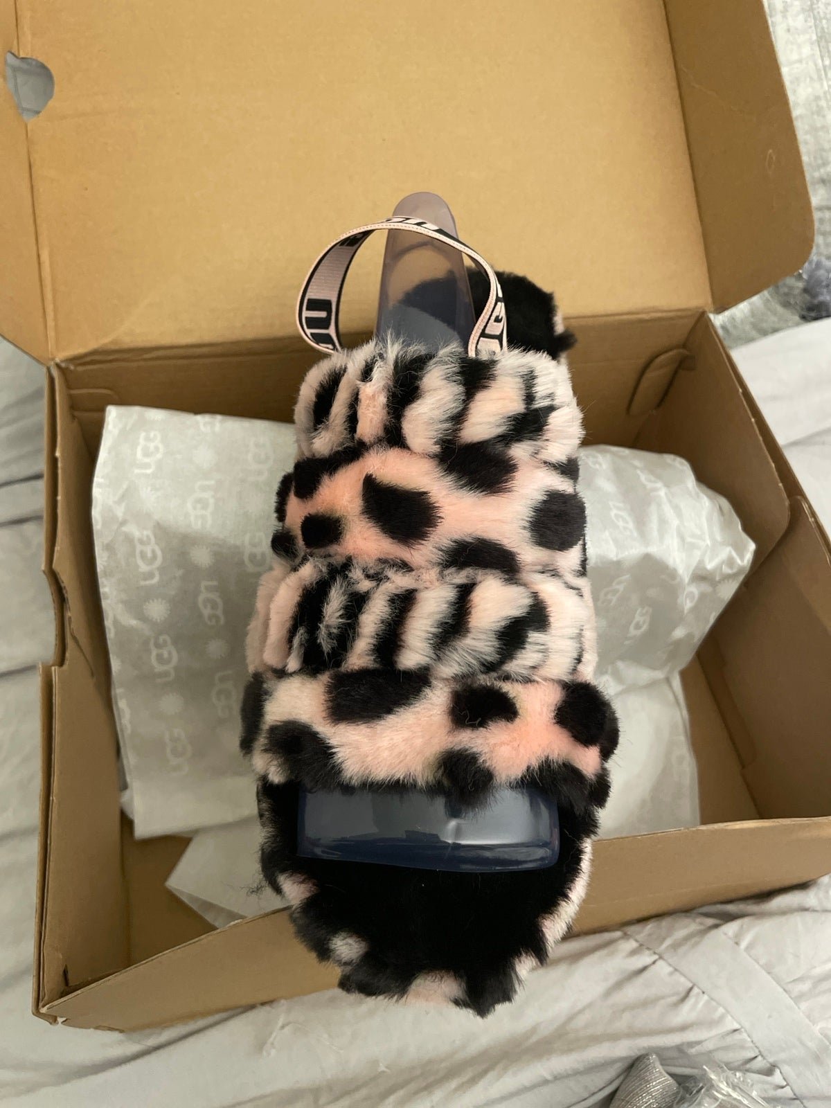 ugg fluff yeah slides