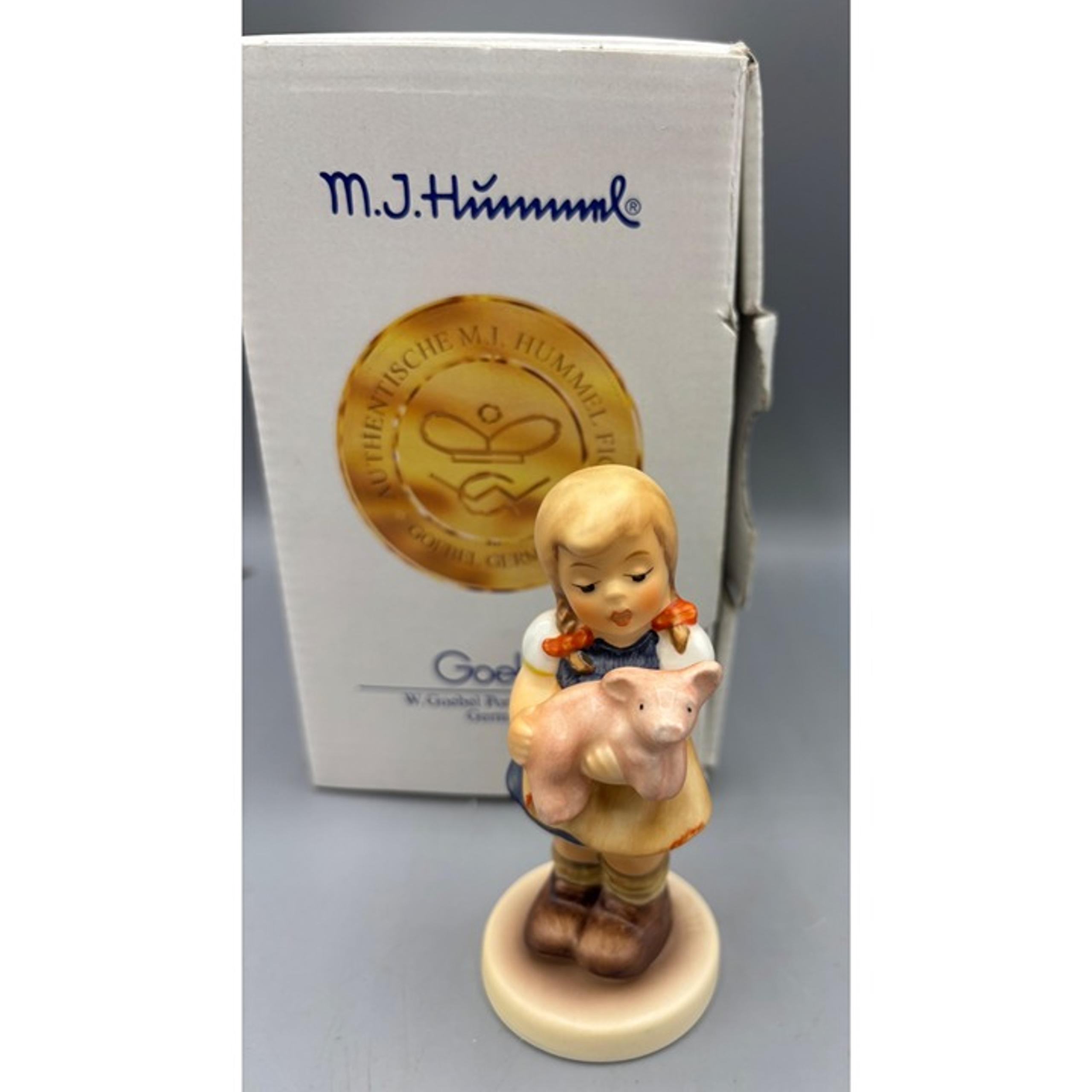 M.I. Hummel "Mein Glücksschweinchen" Figurine Pigtails 2052 Goebel Germany 1998