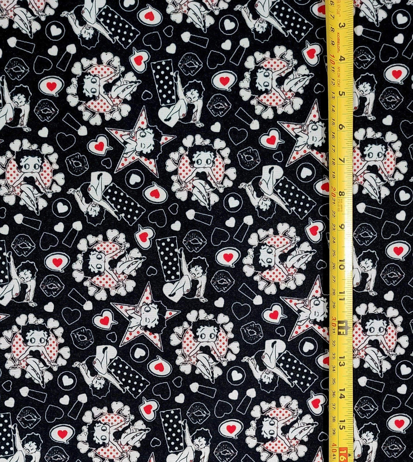 BETTY BOOP BLACK FABRIC 1 YARD (36 X58 )