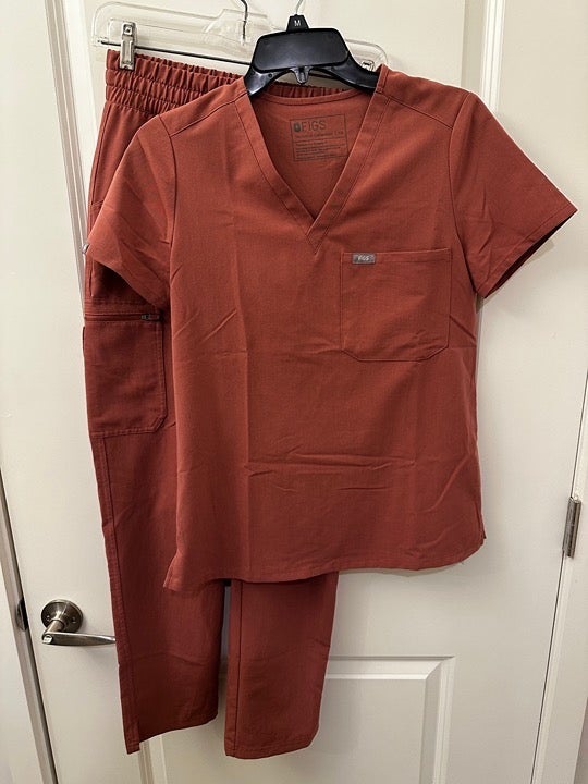 Figs Mauve Scrubs