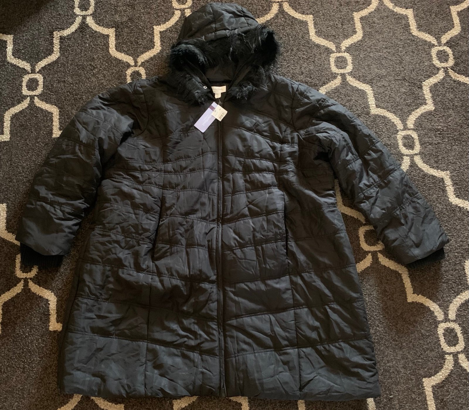 New MOTHERHOOD Maternity Black Puffer COAT size 3X NWT Hooded removable fur B
