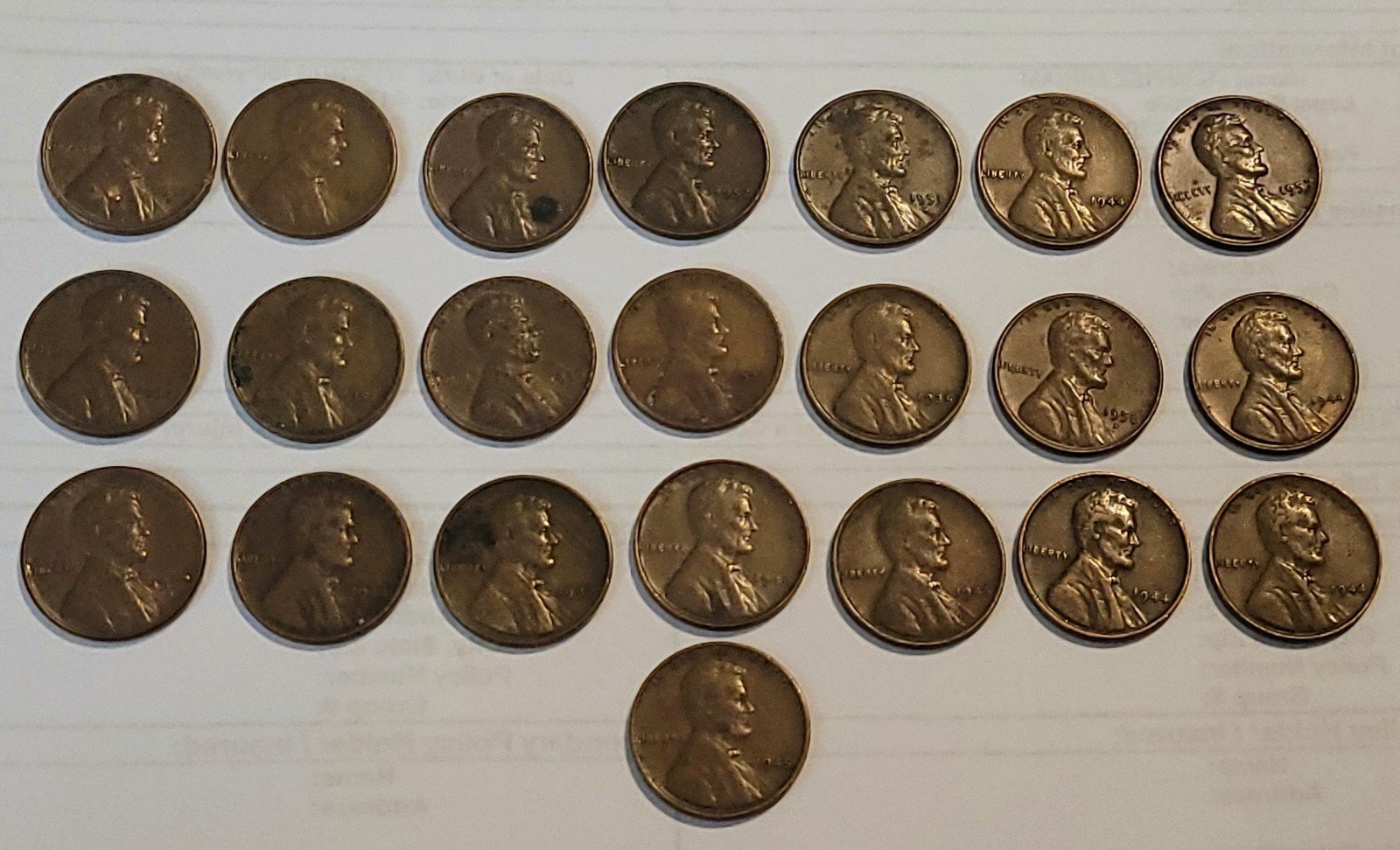 Lot of 22 US Wheat Pennies Many NO Mint Marks Lincoln One Cent Circulated Coins