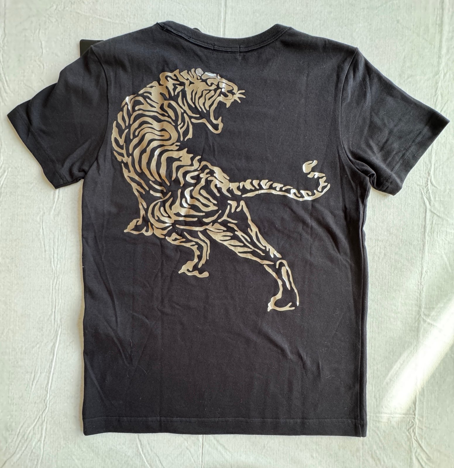 ★onitsuka tiger★ Embroidered graphic short sleeve t-shirt Onitsuka Tiger OVERSIZED GRAPHIC TEE 2183B531 400 BLUE GREY