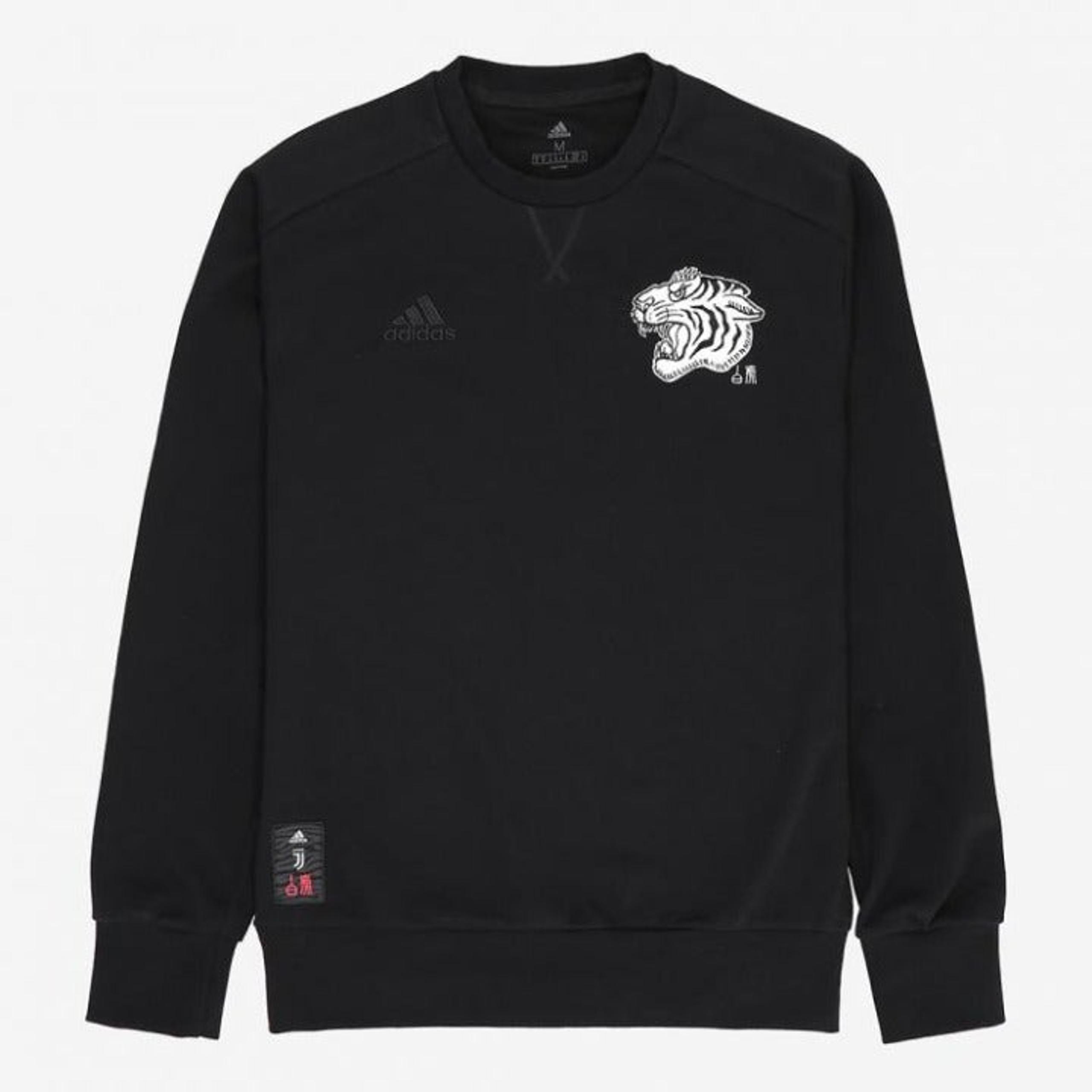 Adidas Juventus Chinese Sweater Small