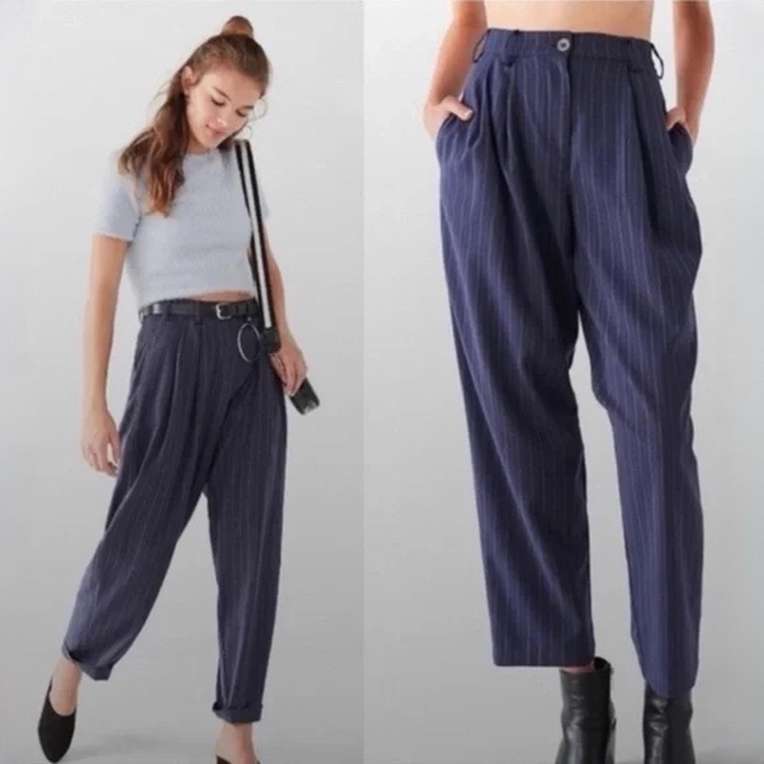 Urban Outfitters Wide Leg Pleated Pinstripe Trousers Sz 2