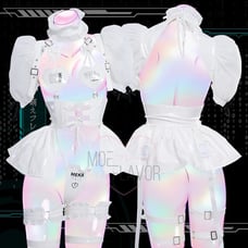 Moeflavor White Meka Maid Size XL/2XL (NWT)