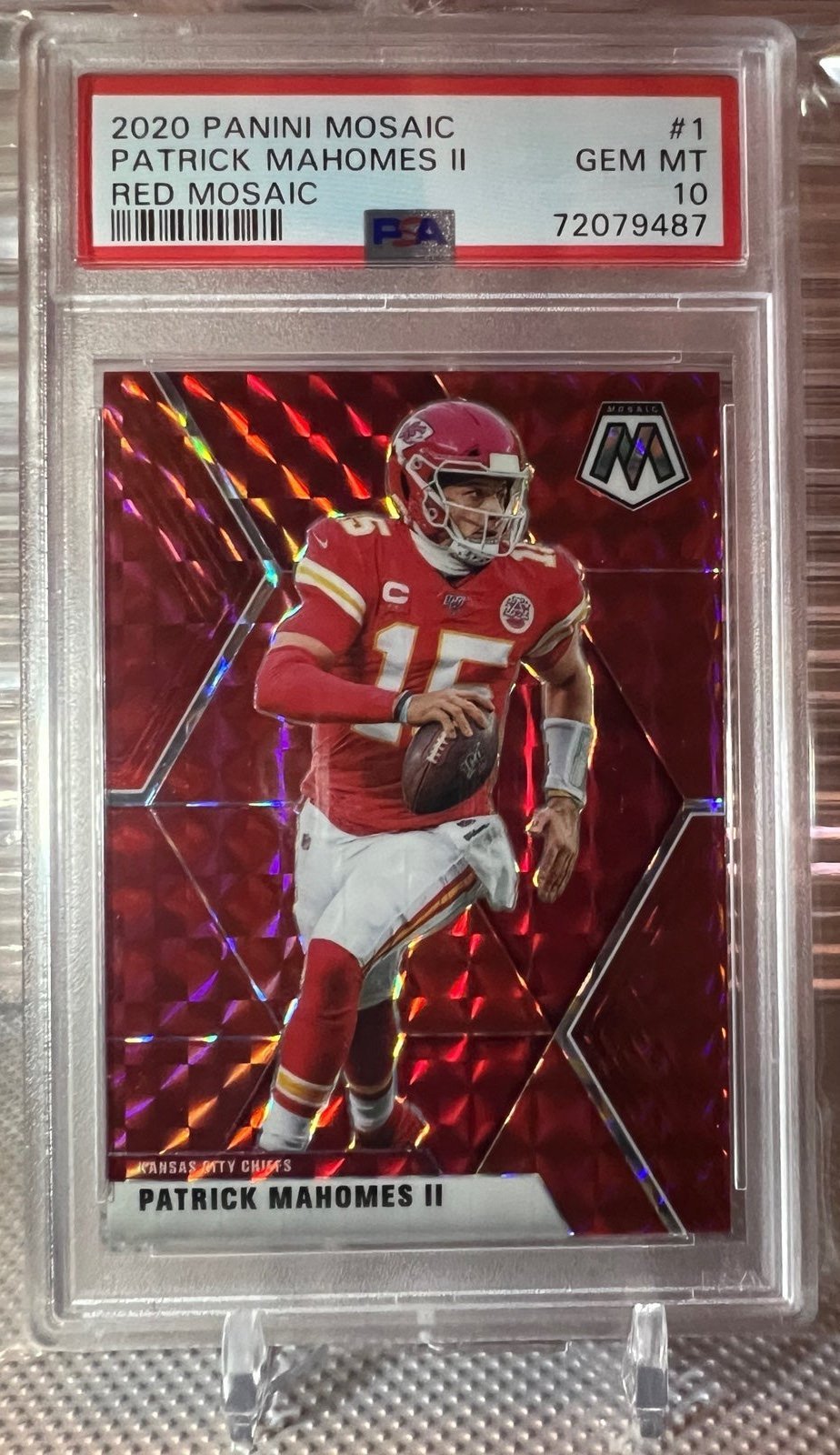 2020 Panini Red Mosaic Patrick Mahomes II Kansas City Chiefs #1 PSA 10