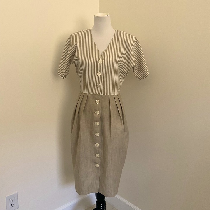 Vintage Women’s Regina Kravitz New York Striped Beige Button-Down Dress