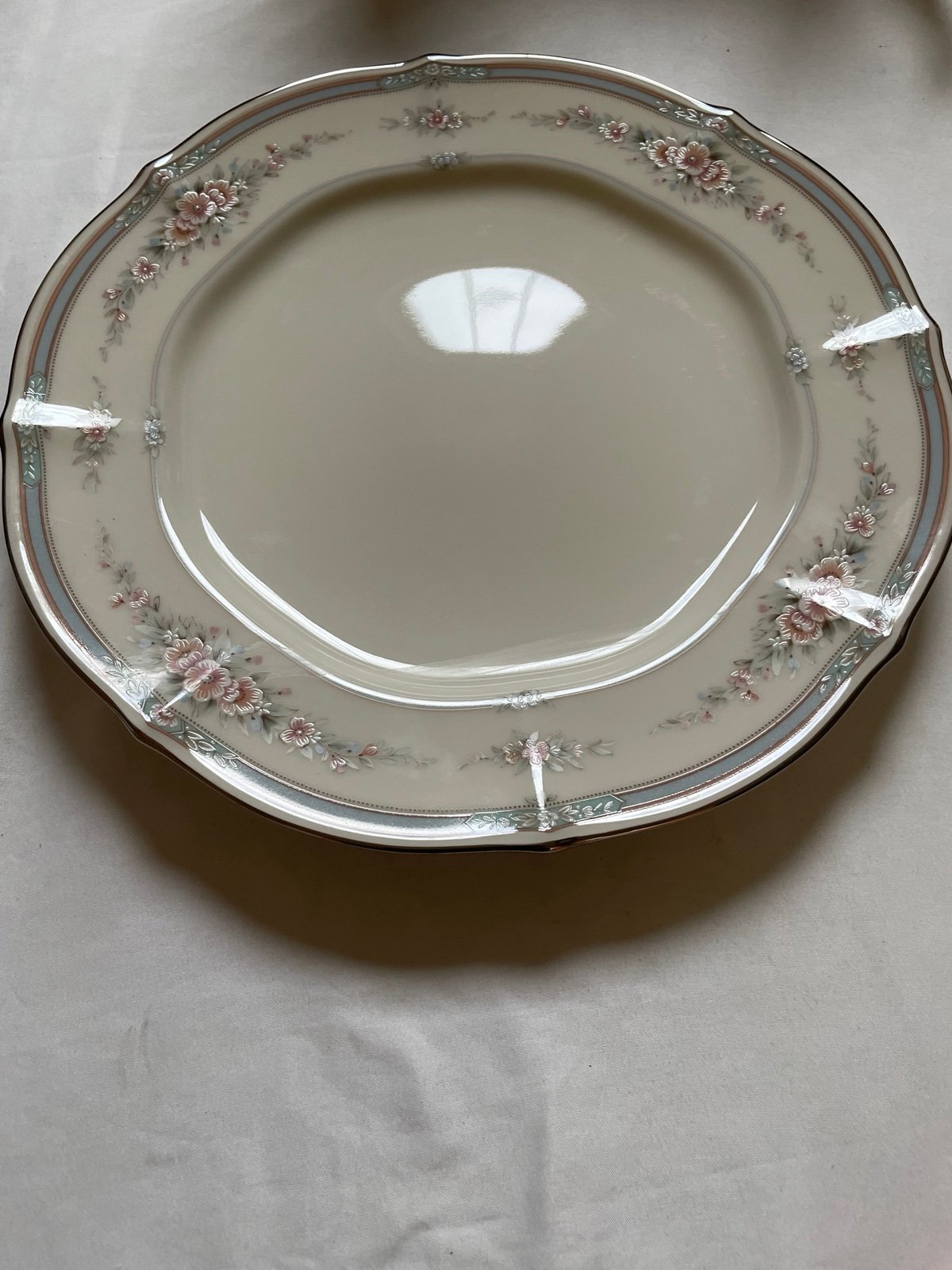 Noritake Rothschild 11 3/8 Chop Plate Excellent