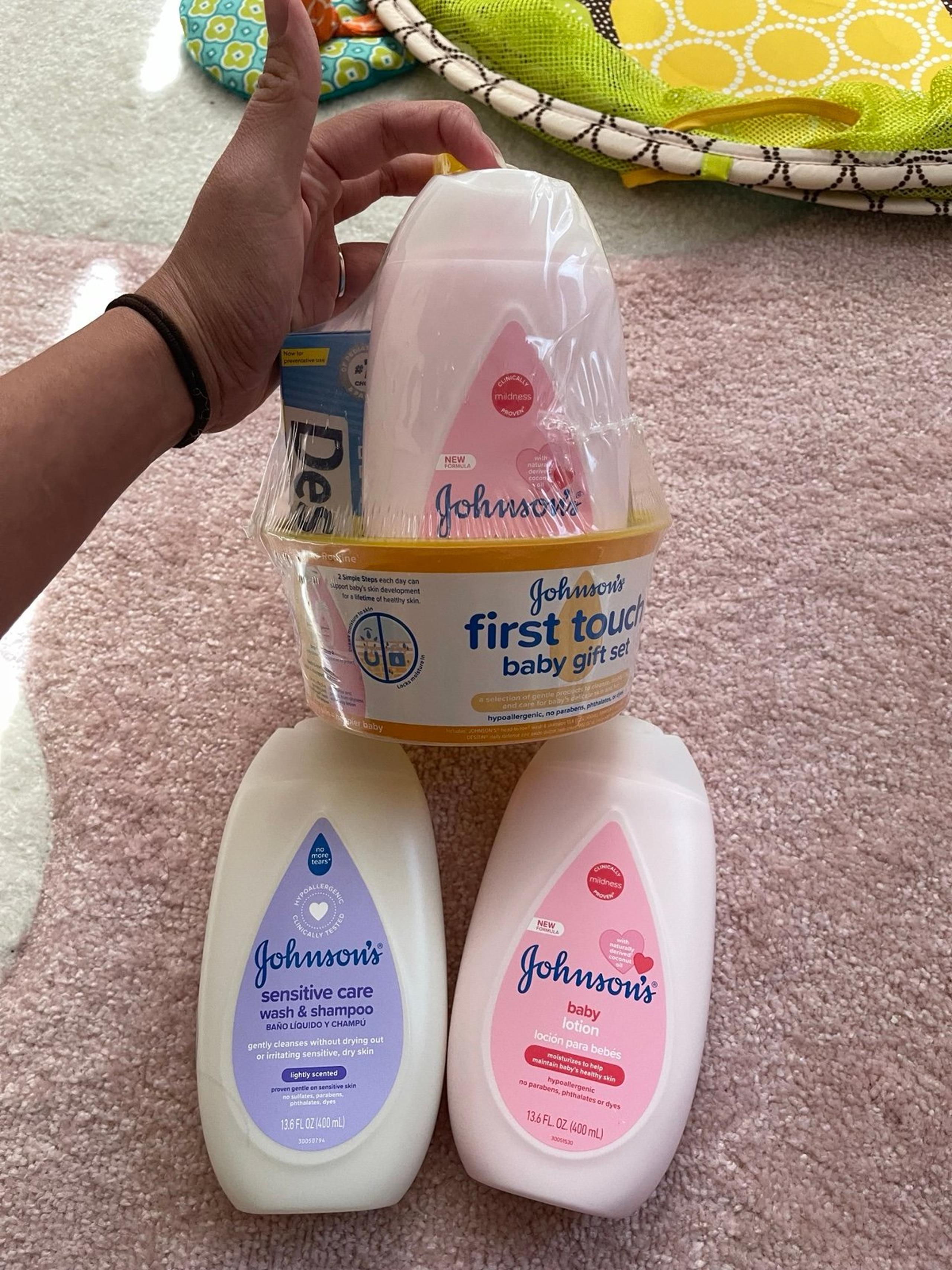 Johnson’s first touch baby gift set baby lotion baby shampoo diaper rash cream