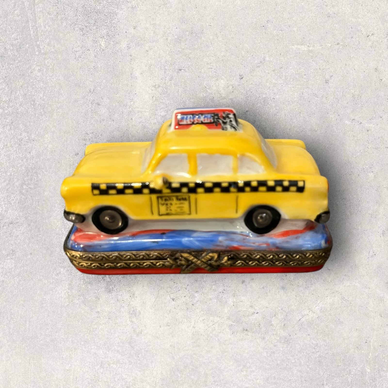 Limoges France Yellow Taxi Cab Rochard Peint Main Trinket Box Hand Painted Car