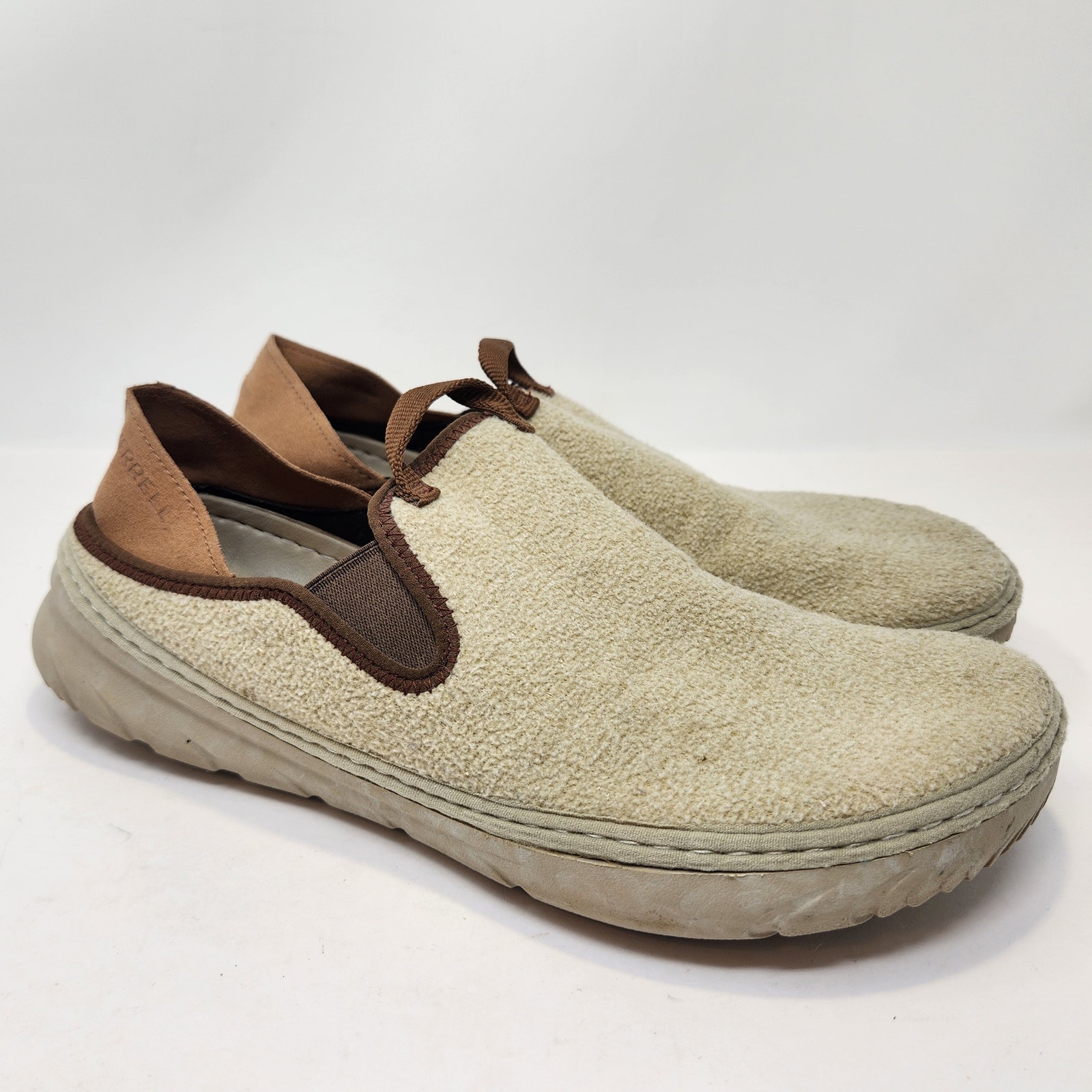 Merrell Womens Hut Moc Cozy II Tan Fuzzy Loafers Slip On Size 11 Indoor Outdoor