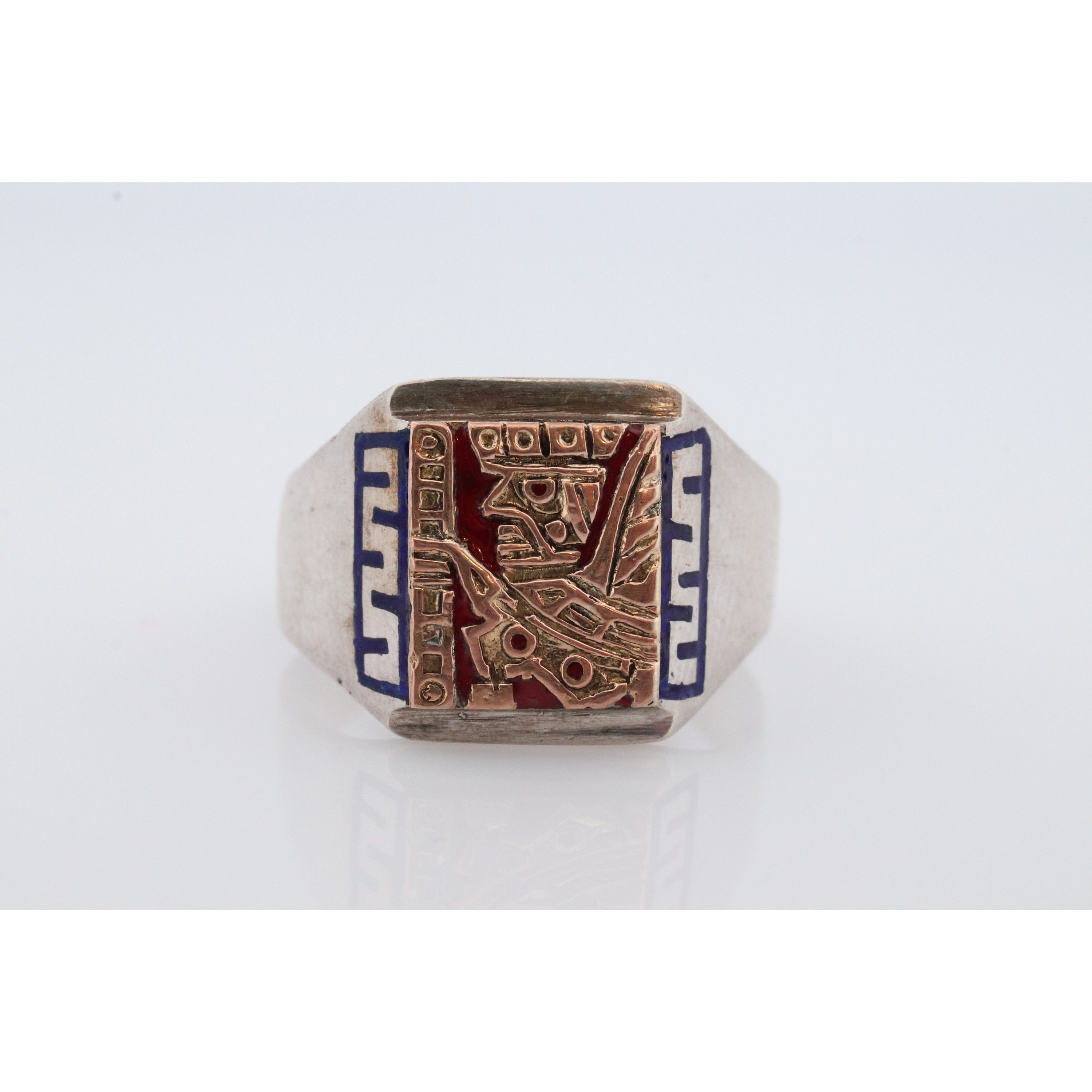 18k Heavy Signet ring. Aztec Mayan or Inca with Warrior Head Chief Bust. Red En