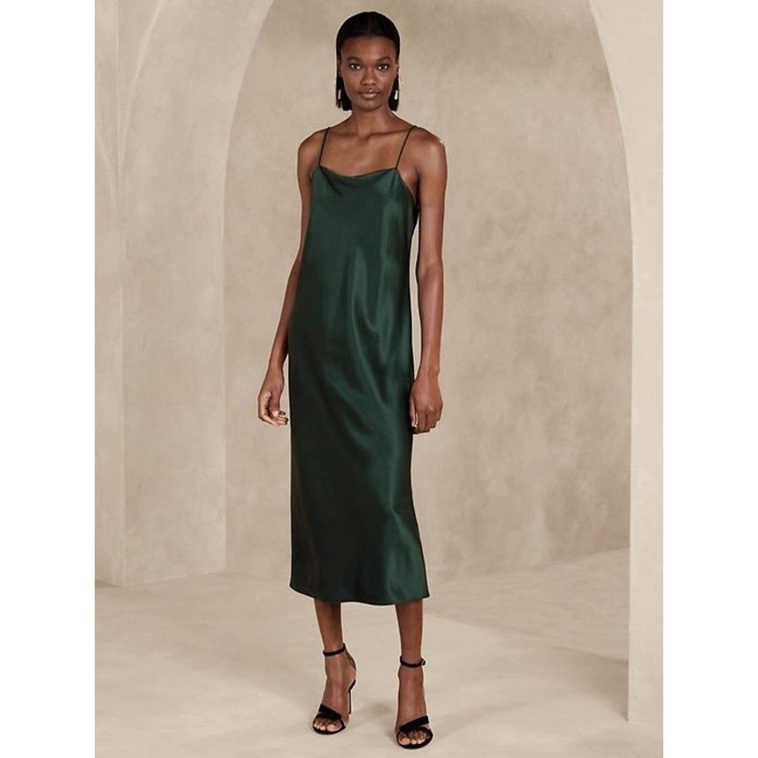 NWT $220 Banana Republic Green Edina Silk Slip Midi Dress - M (Tall)
