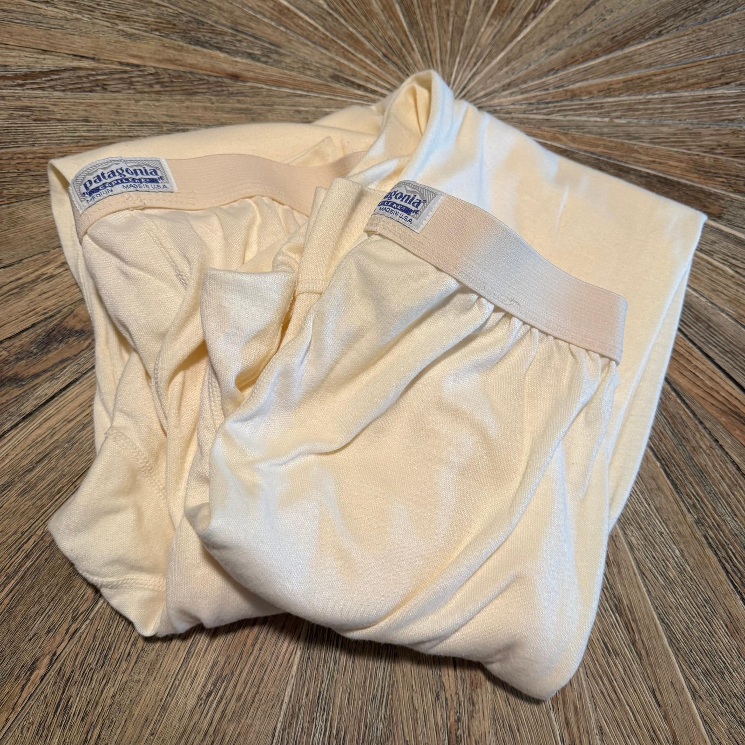 Patagonia 2 pair medium women’s capilene base layer long John’s ivory white