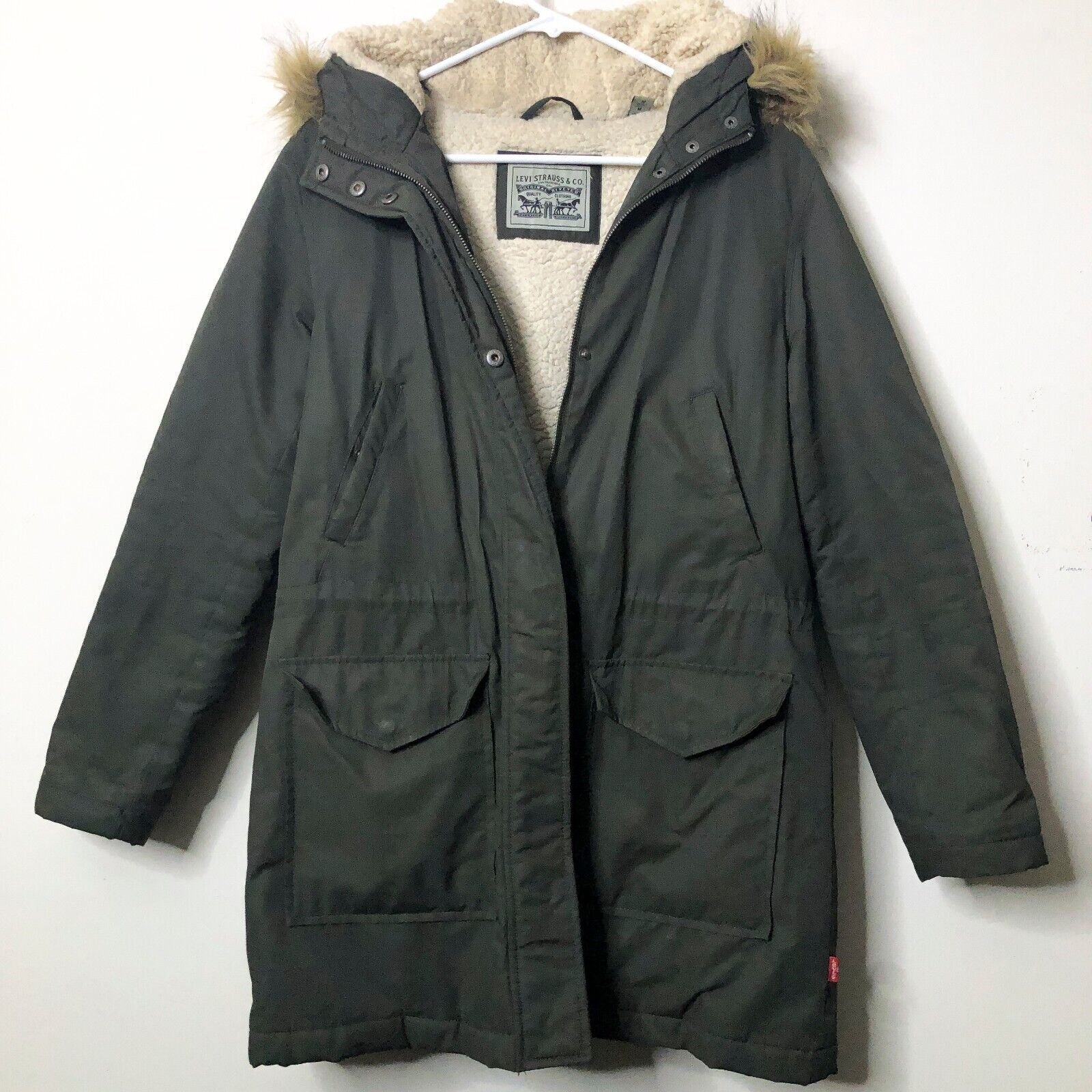 Levi's Women's Size Medium Sherpa Lined Parka Green Jacket Faux Fur Trimmed Hood