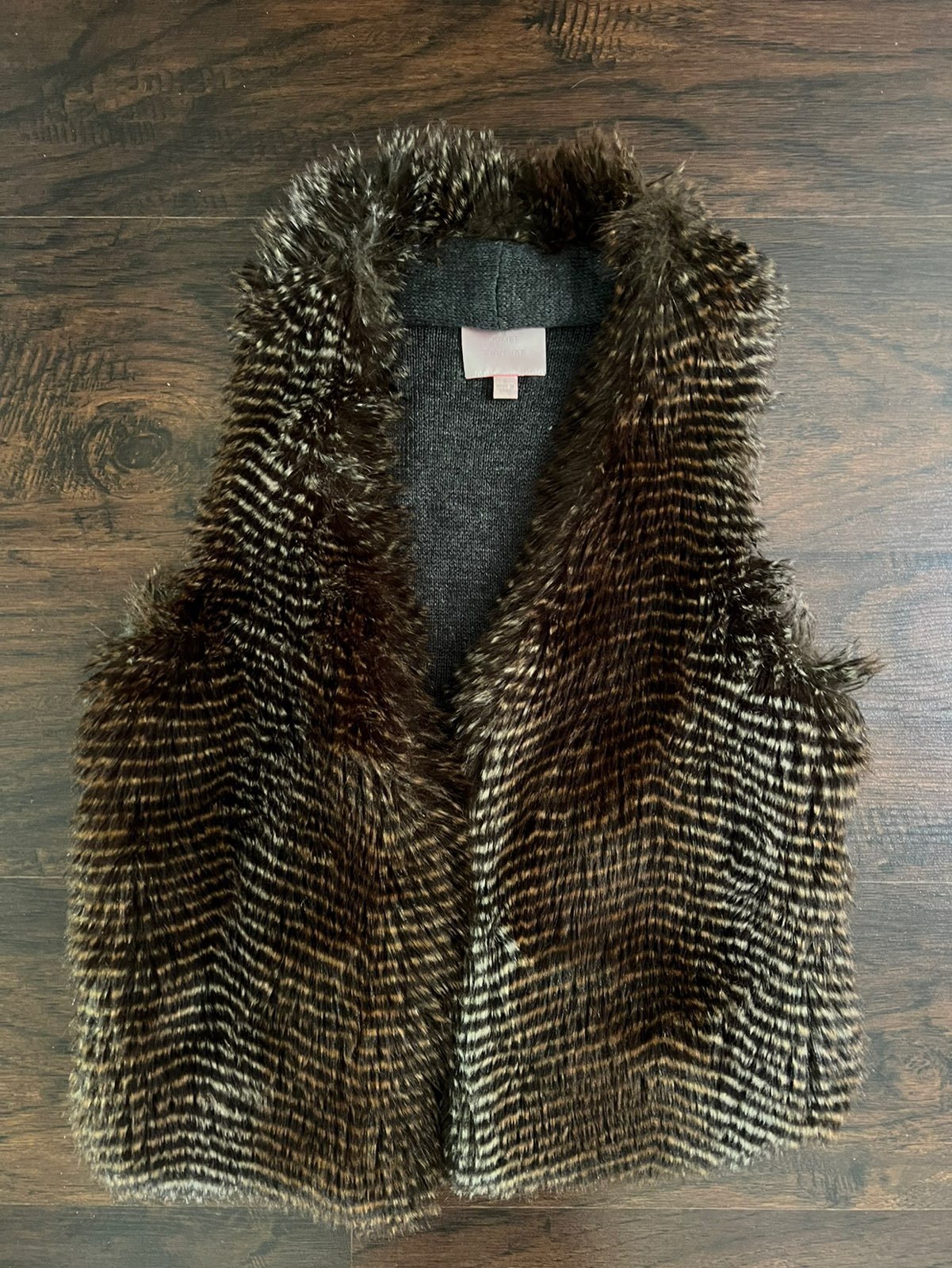 Romeo & Juliet Couture Faux Fur Vest S