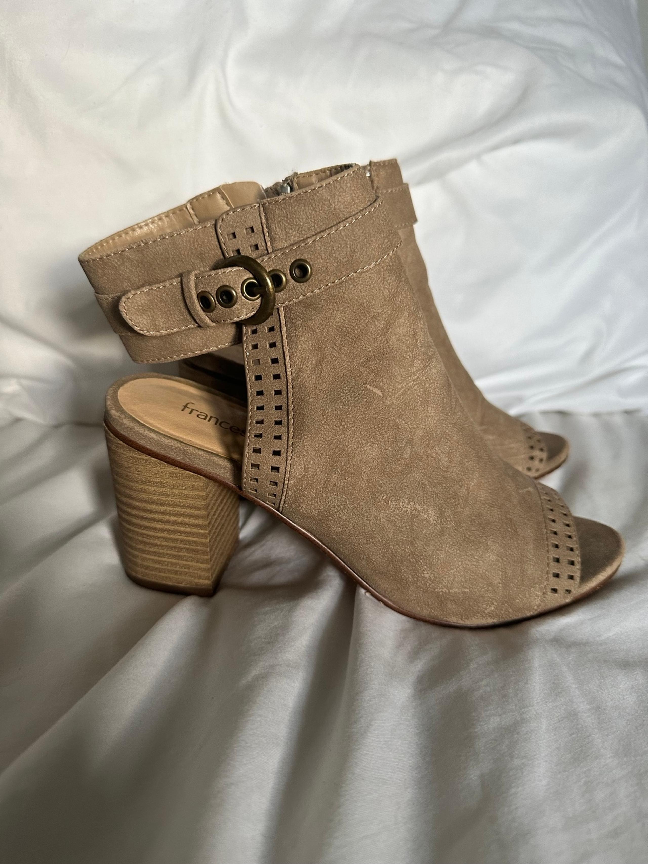 Francesca Women’s Suede Shoes 7