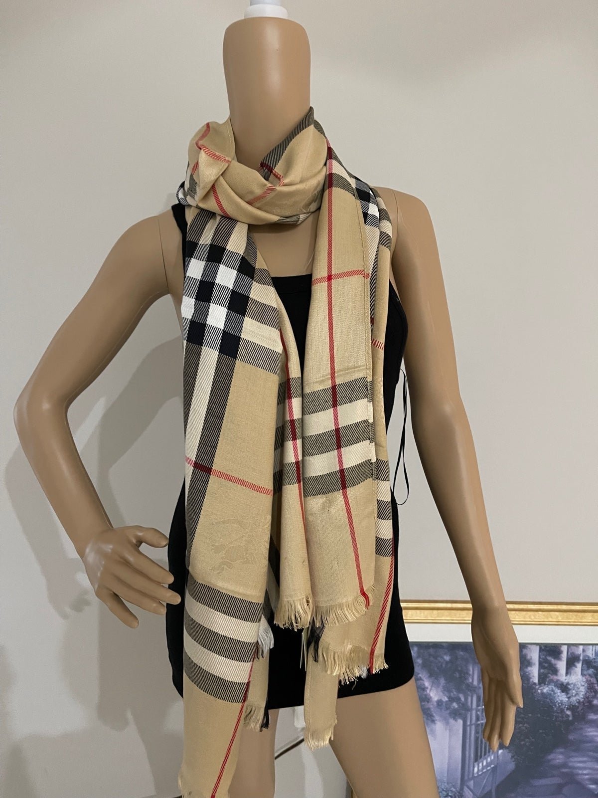 100% Brushed Cotton 70 inch x 30 inch Tartan pattern Lightweight plaid scarf