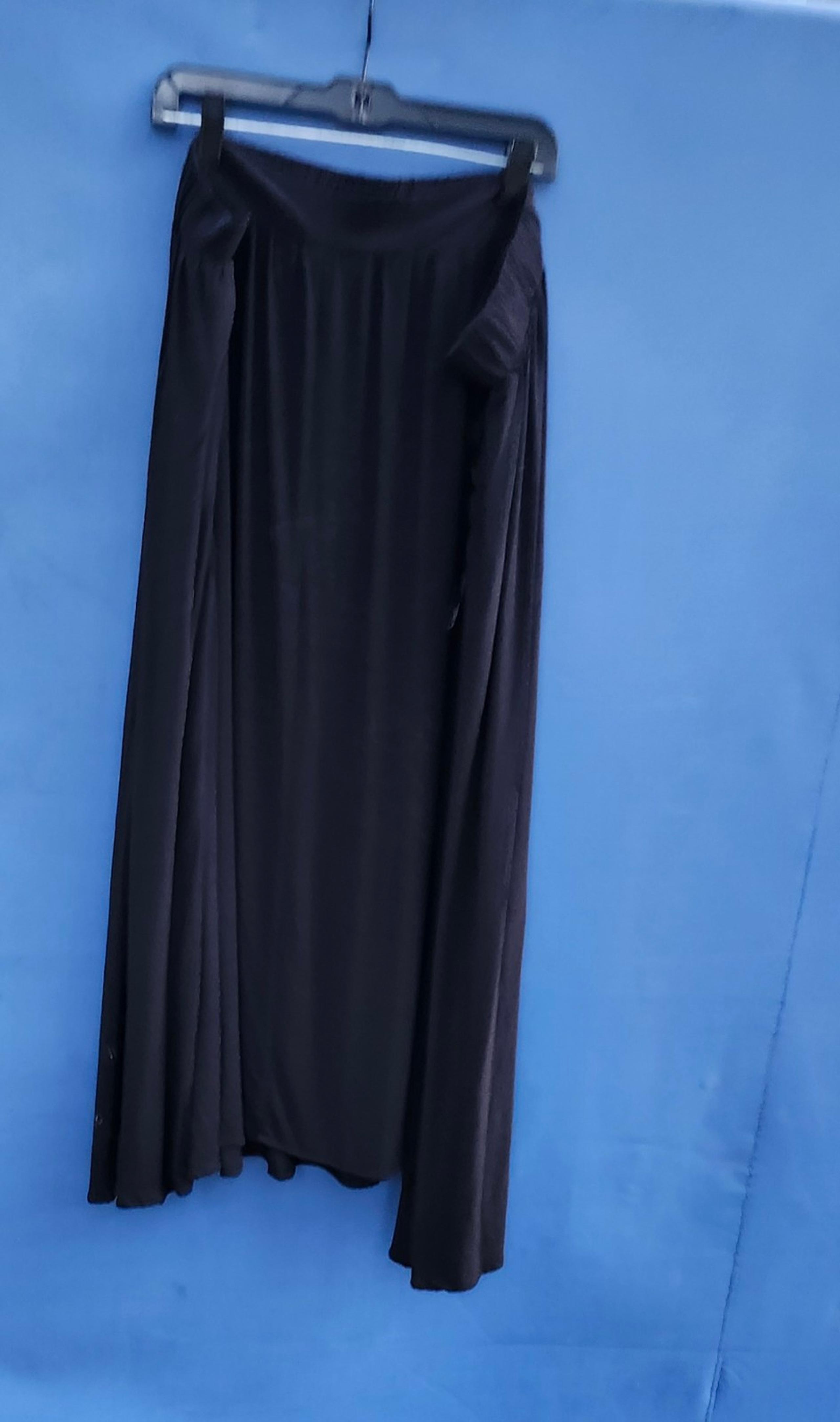 Long black skirt, size 3XL