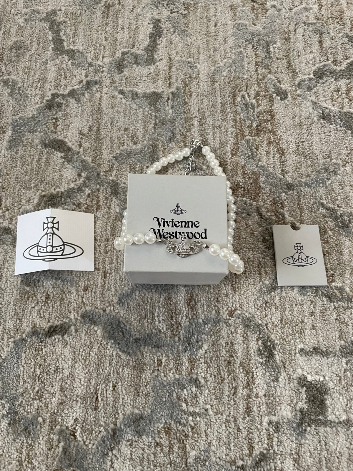 vivienne westwood silver pearl necklace
