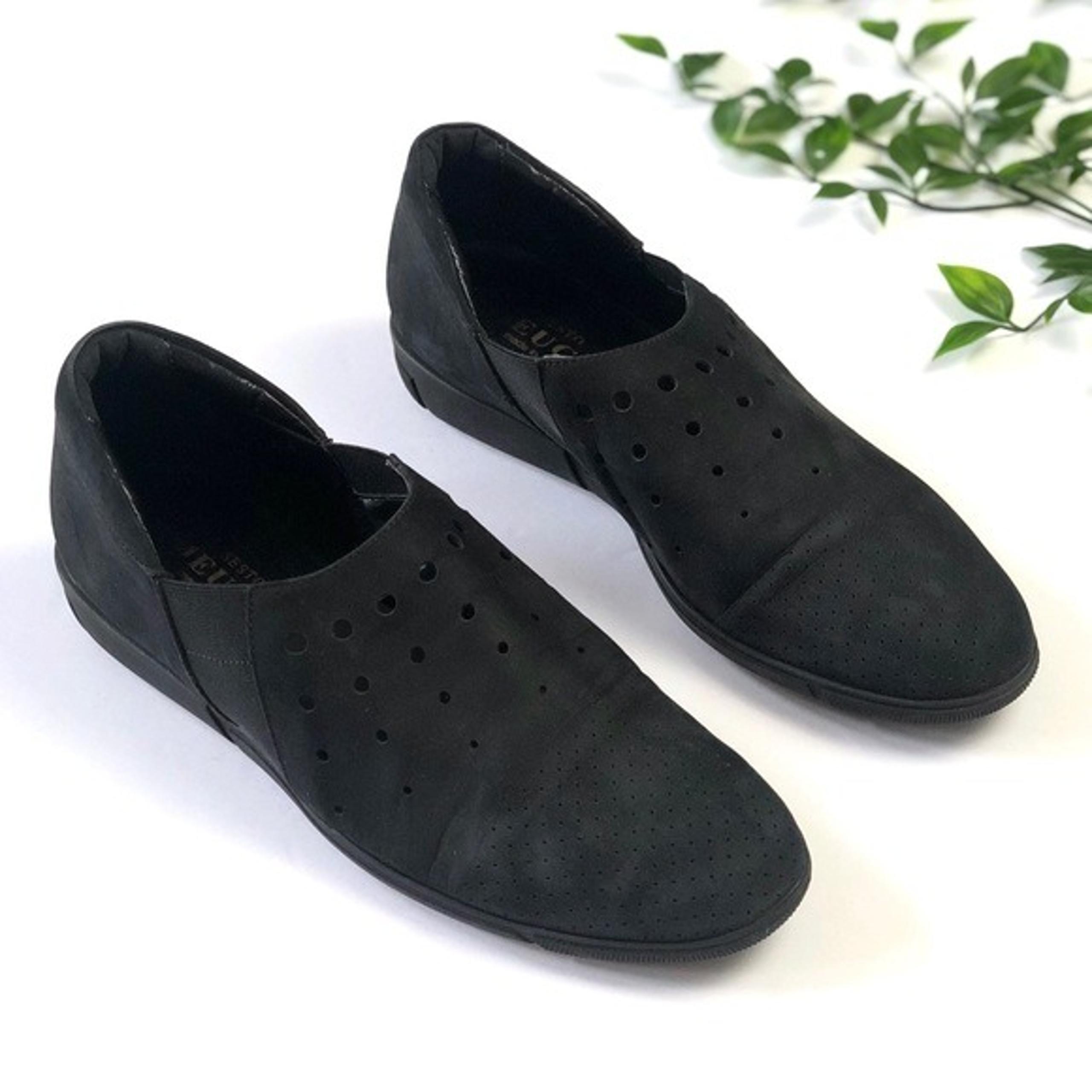 Sesto Muecci Suede Perforated Slip On Sh - Sesto Meucci
