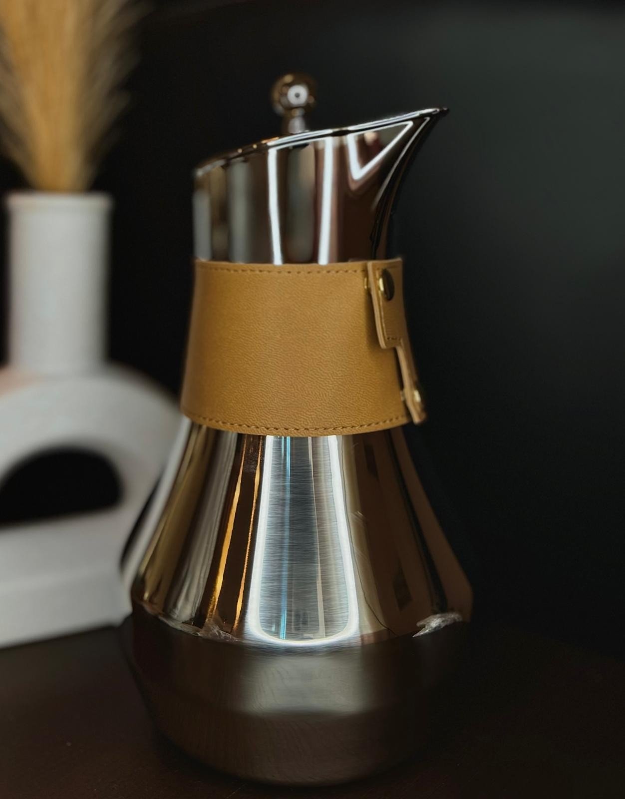 Modern coffee container