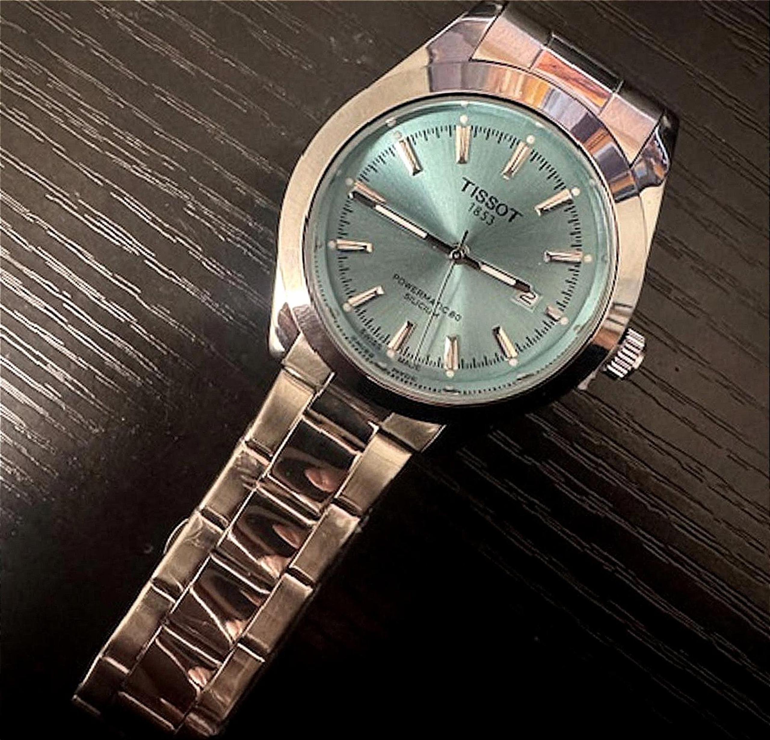 GORGEOUS MINT Condition Silicium 40mm Men's Watch - Tissot
