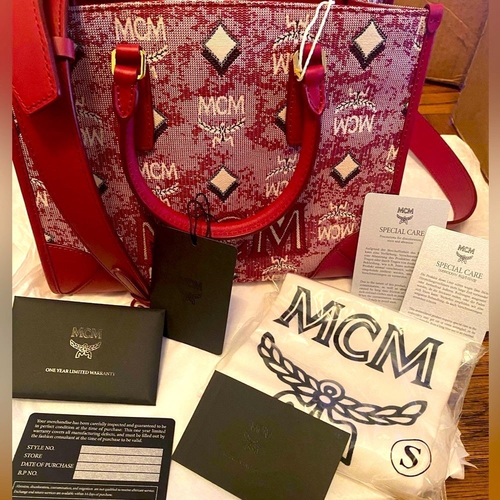 MCM NWT rare edition style Bag Handbag COLOR: MAGENTA