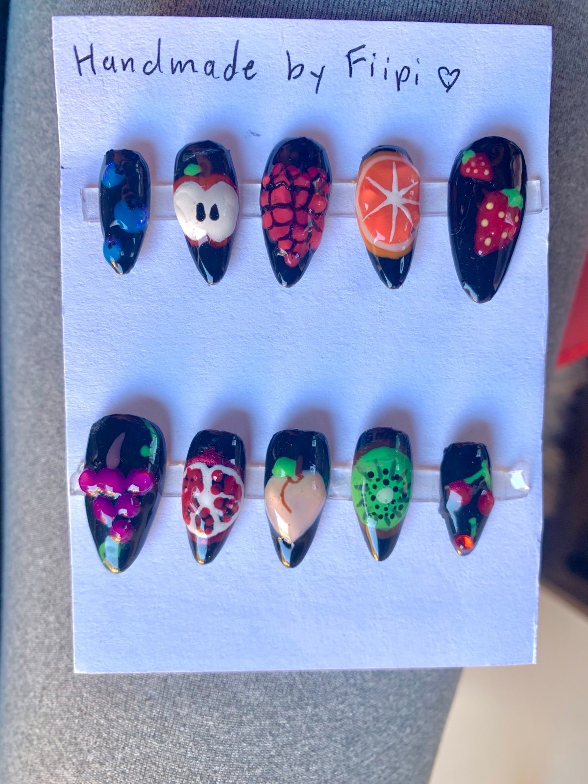 nails