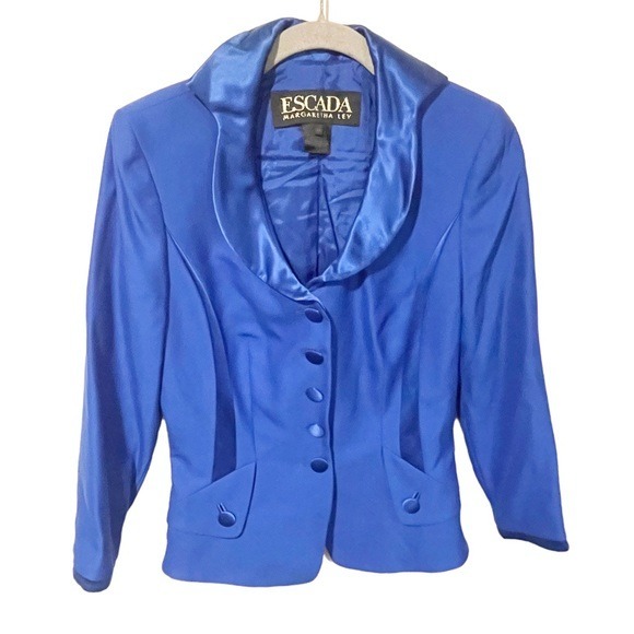 Escada Size 34 Vintage Royal Blue Wool Lapel Button Front Blazer Jacket