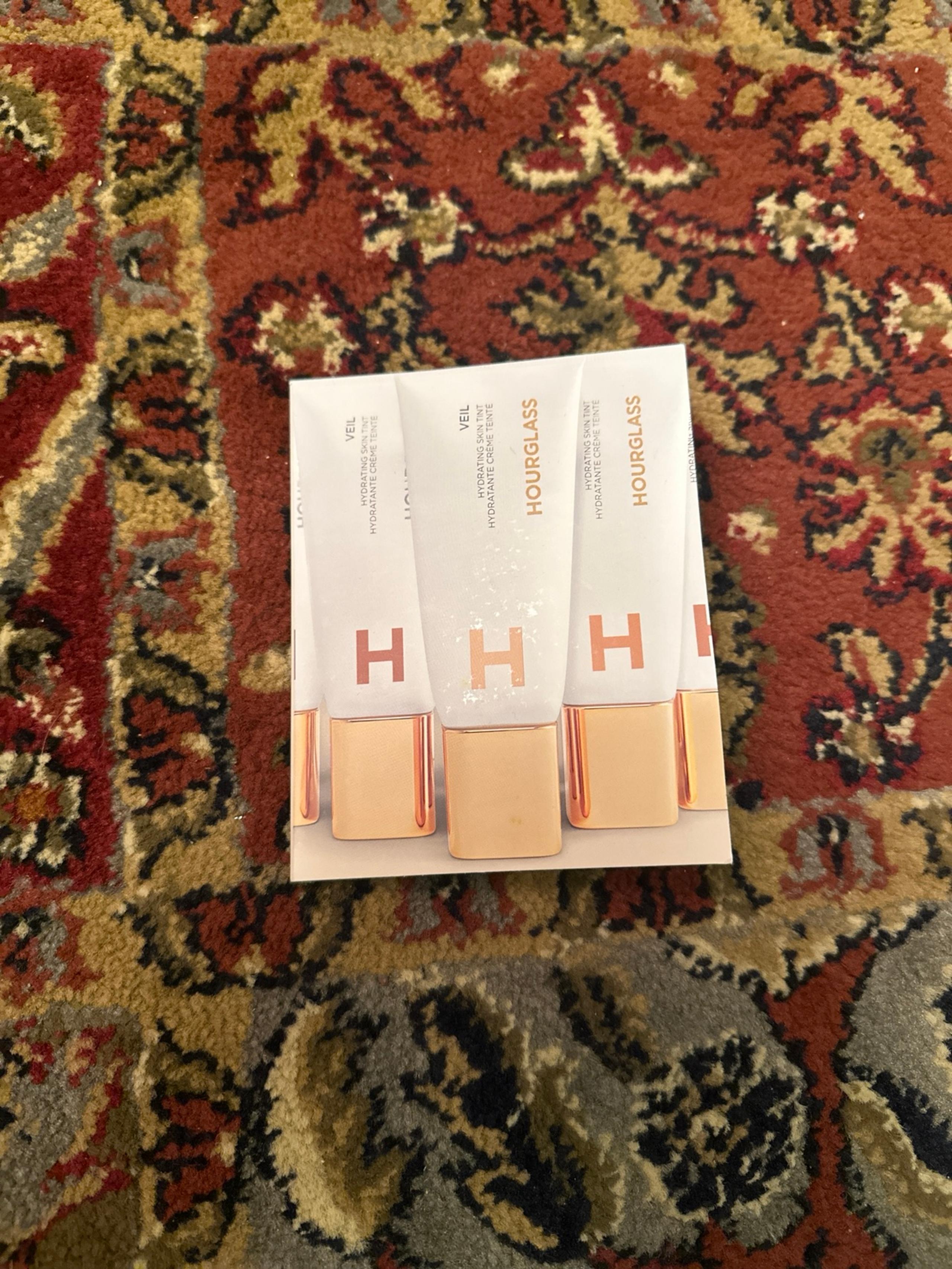 Hourglass veil hydrating skin tint sample card