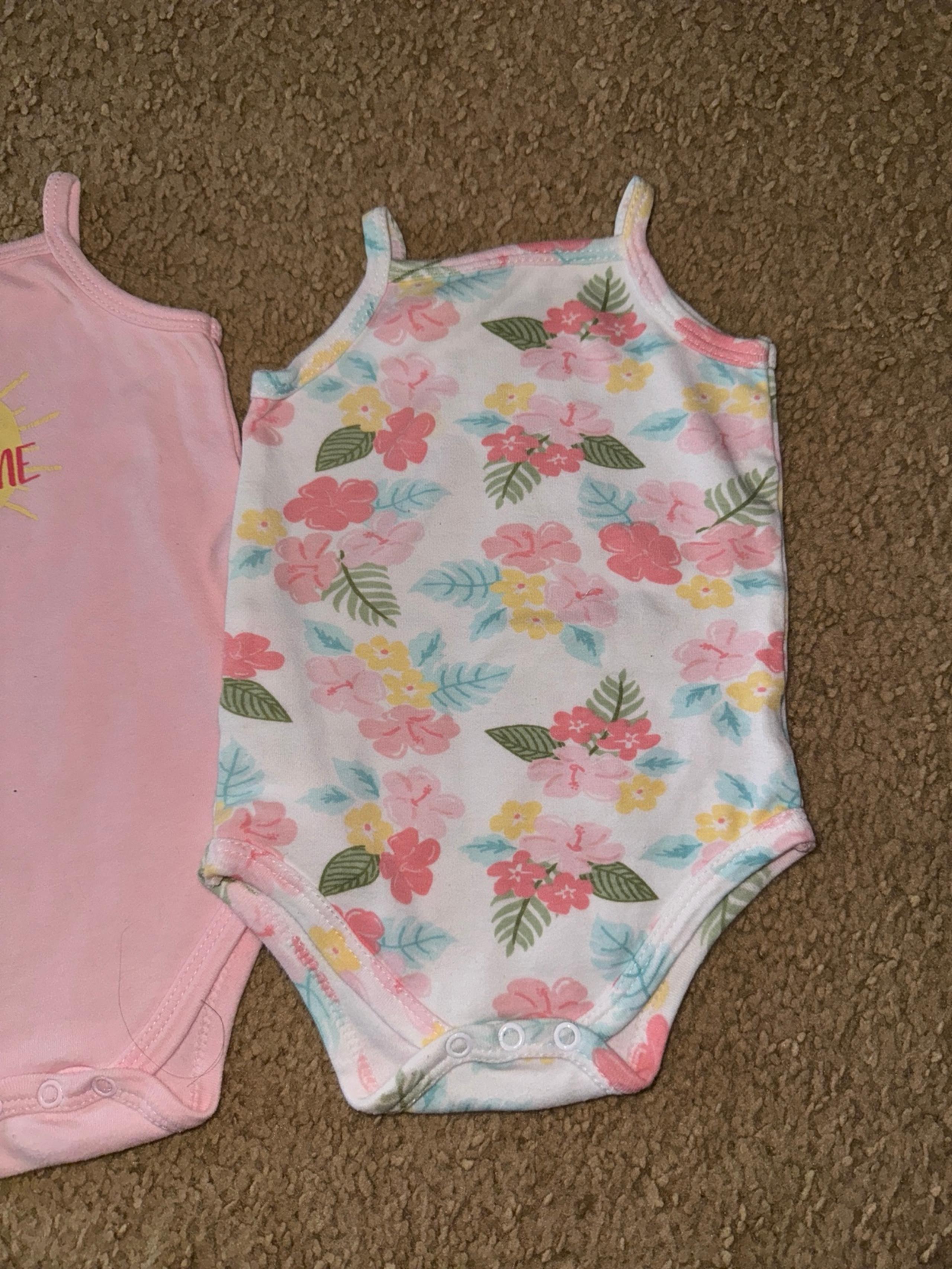Babygirl sleeveless onesies