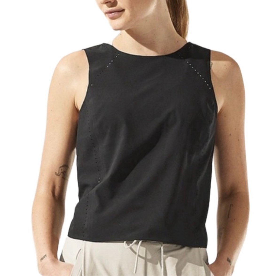 Athleta Terra Crop Tank | Black Size Medium